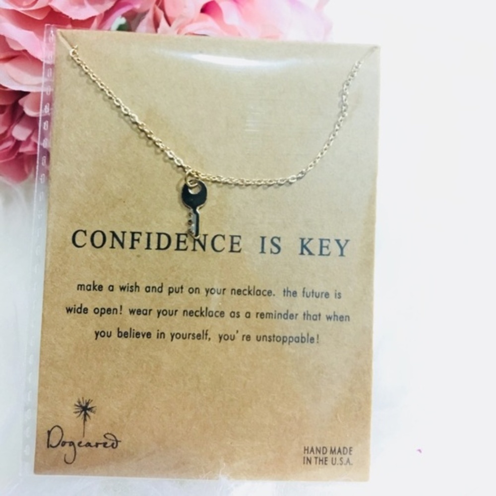 "Confidence is key" necklace